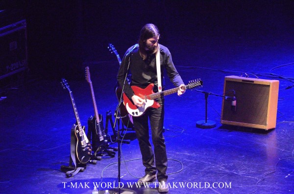 Rob Phillips playing a 12 strong Danelectro
