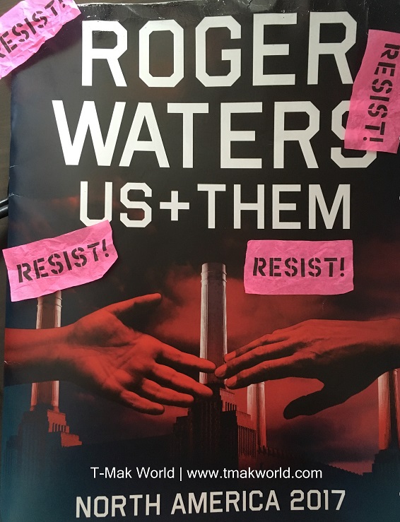 Roger waters переводы. Waters Roger "us + them". Resist Roger Waters. Roger Waters us and them шоу. Роджер Уотерс концерт 2019.